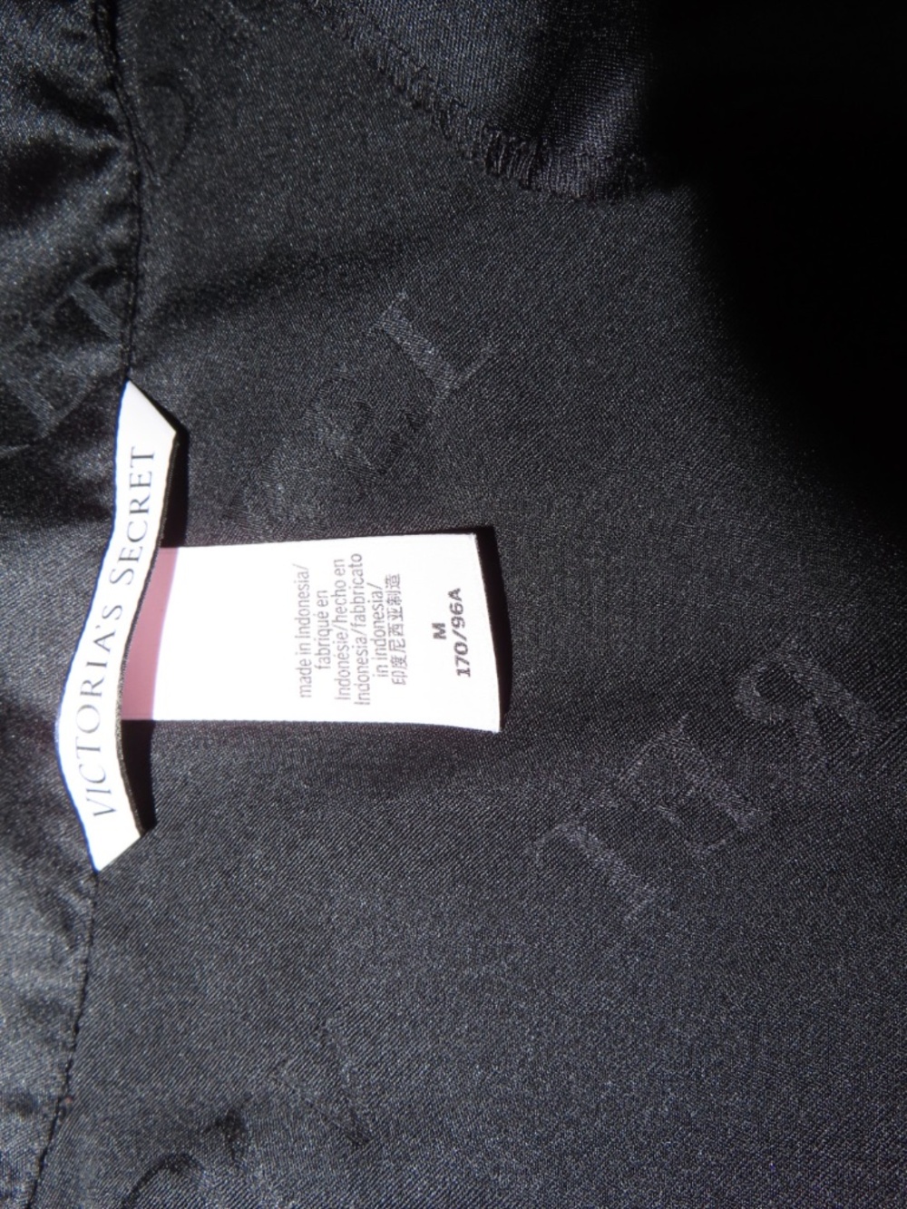 Victoria Secret Satin Pajamas Set - Picture 2 of 6